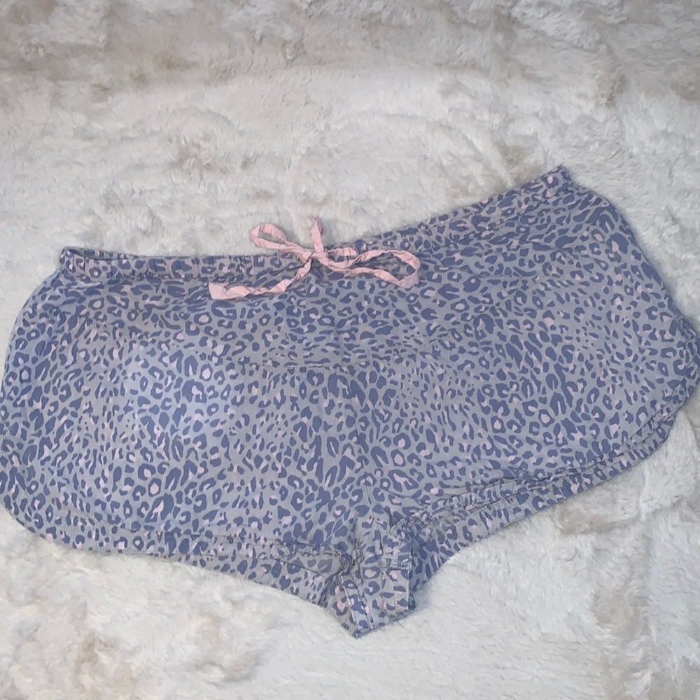 Medium Victoria’s Secret leopard animal print lightweight sleep pajama shorts